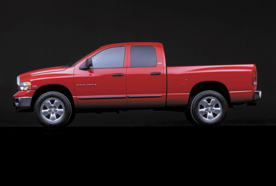  Dodge Ram 2002 года  (фото 6 из 22)